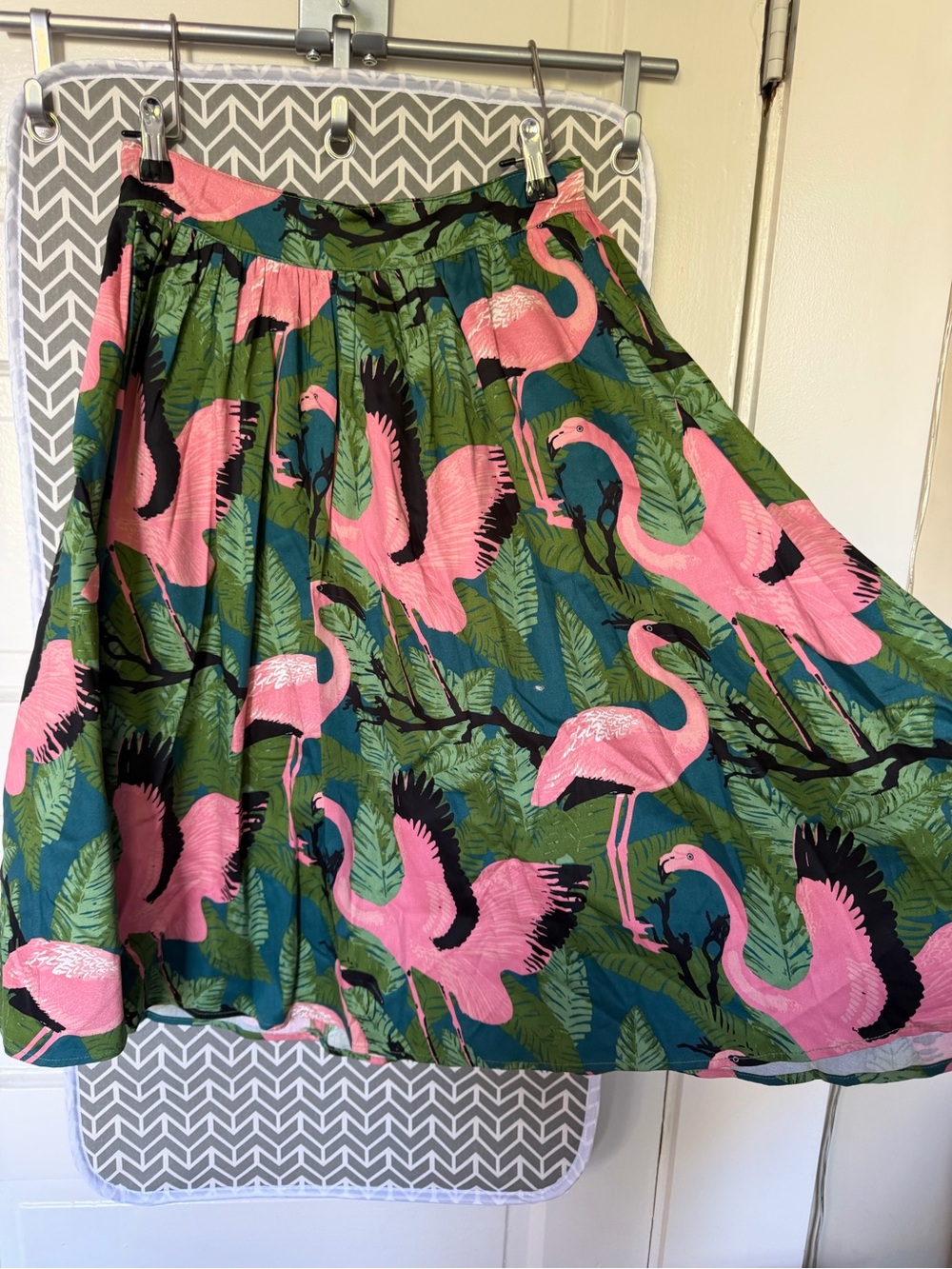 NWT Voodoo Vixen “Pretty Parlor” Flamingo Full Skirt – Size Small
